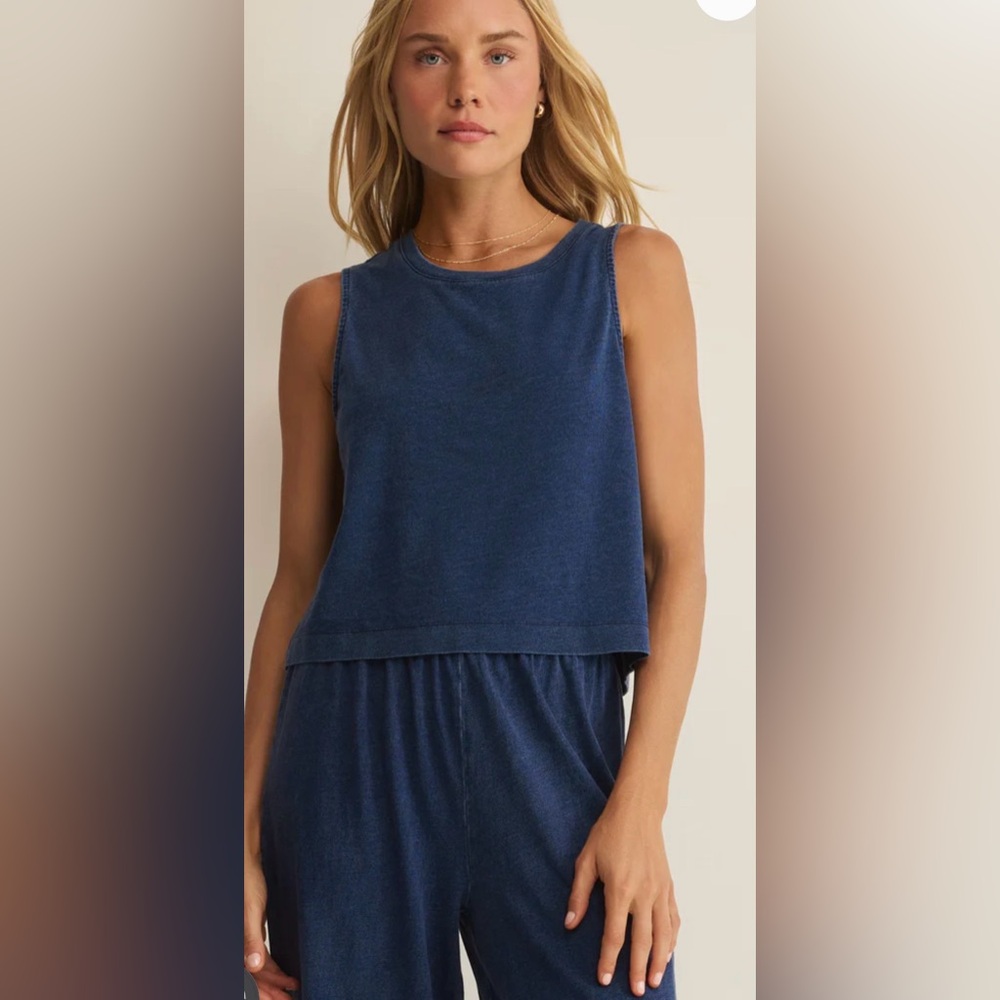 Z-supply Navy Crop Tank Top